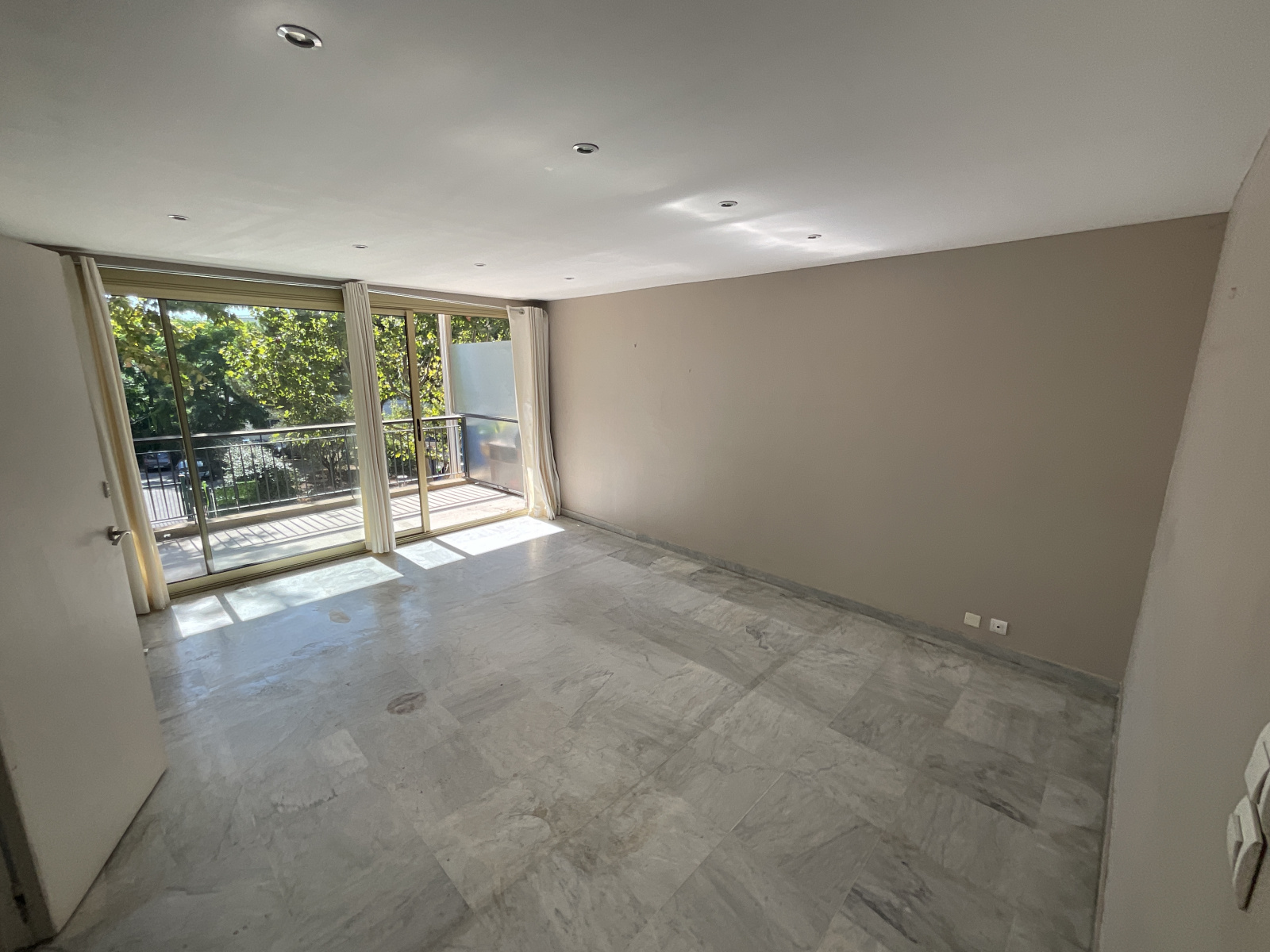 Image_3, Local professionnel, Mandelieu-la-Napoule, ref :ASL265L